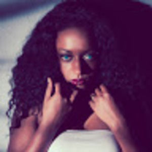 Meet your Posher, Janelle